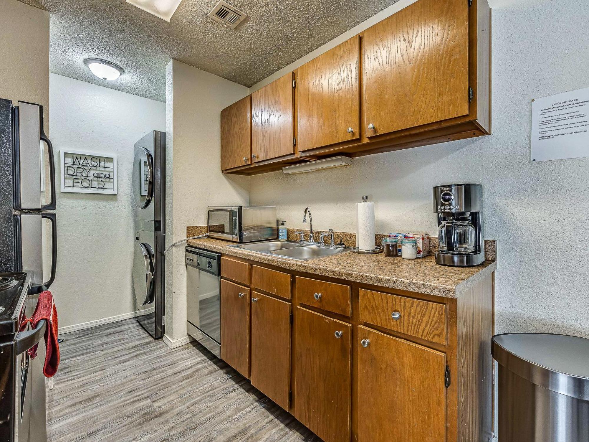 Ou Sooner, Pool & Gym, Bbq, Netflix, 100Mb Internet, Lg Washer & Dryer, Close To Ou! Norman Luaran gambar