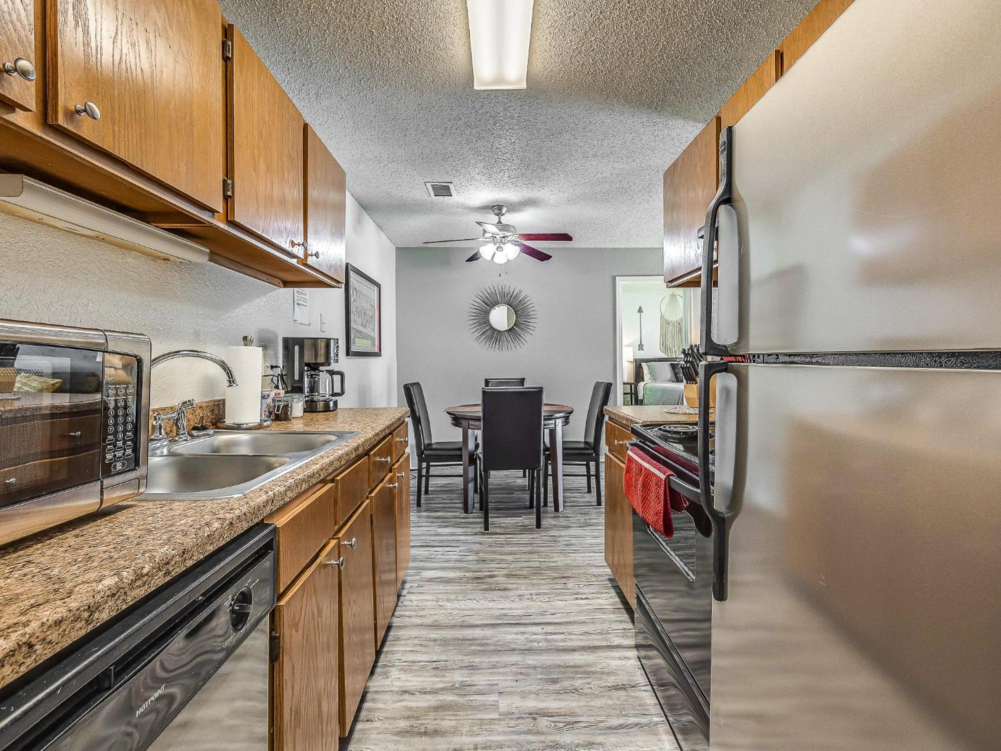 Ou Sooner, Pool & Gym, Bbq, Netflix, 100Mb Internet, Lg Washer & Dryer, Close To Ou! Norman Luaran gambar