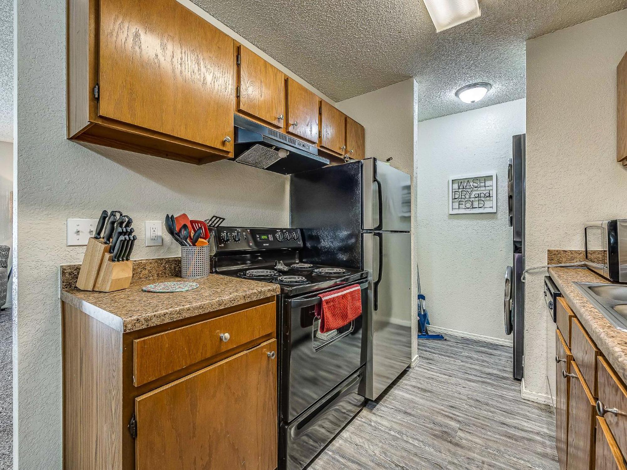 Ou Sooner, Pool & Gym, Bbq, Netflix, 100Mb Internet, Lg Washer & Dryer, Close To Ou! Norman Luaran gambar